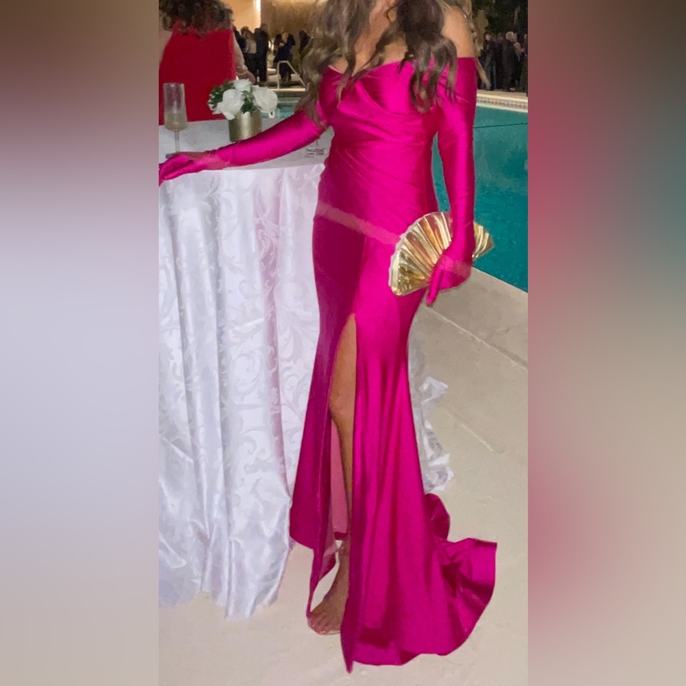 Jessica Angel formal gown w/built-in gloves